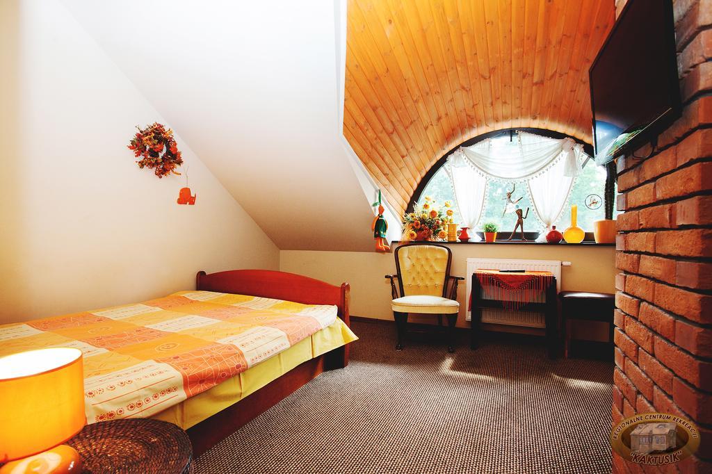 Kaktusik Hotel Аугустов Стая снимка
