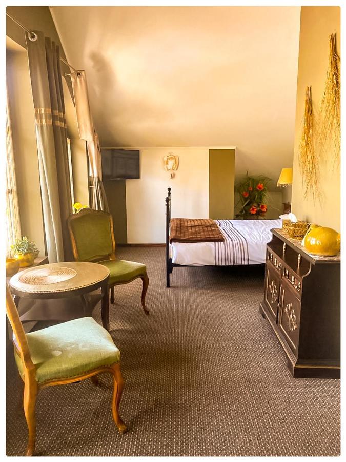 Kaktusik Hotel Аугустов Екстериор снимка