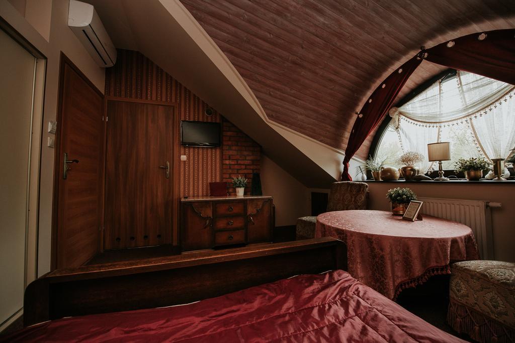 Kaktusik Hotel Аугустов Екстериор снимка